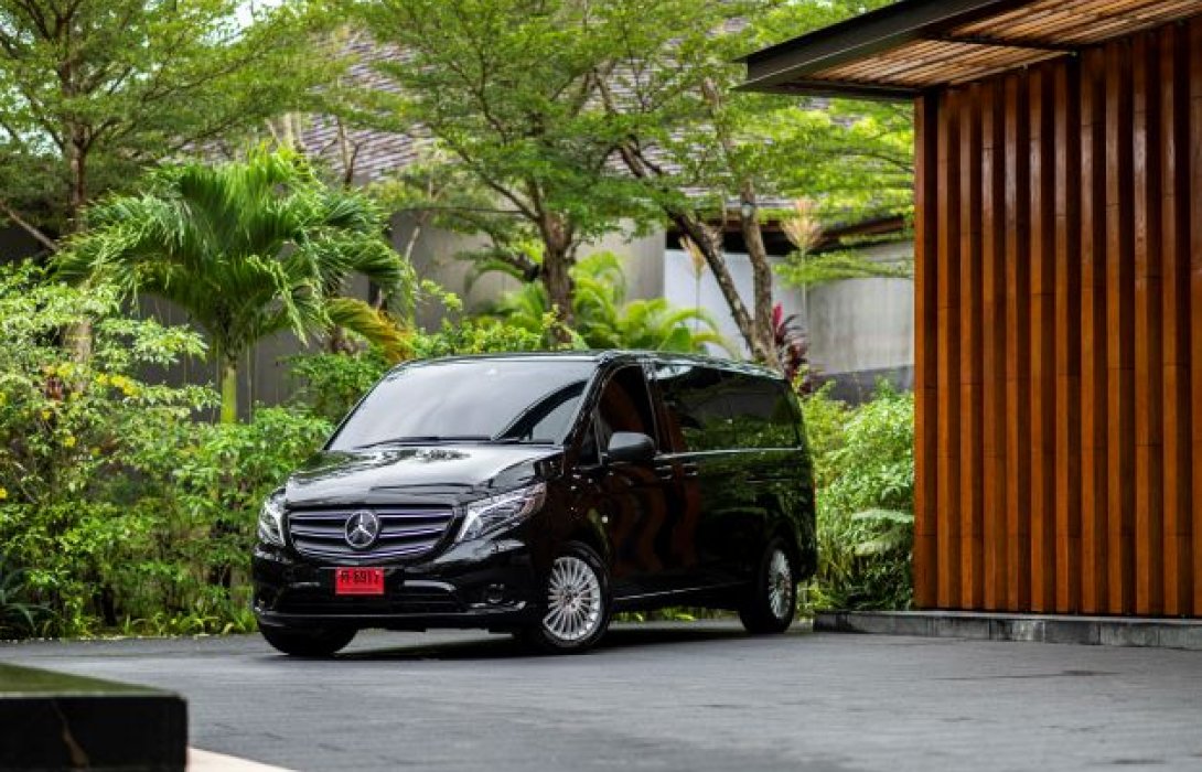 เมอร์เซเดส-เบนซ์ เสริมทัพรถยนต์ 2 รุ่นใหม่เพิ่มความแข็งแกร่งใน 2 เซกเมนต์ลักชัวรีกับการเปิดตัว C-Class ใหม่