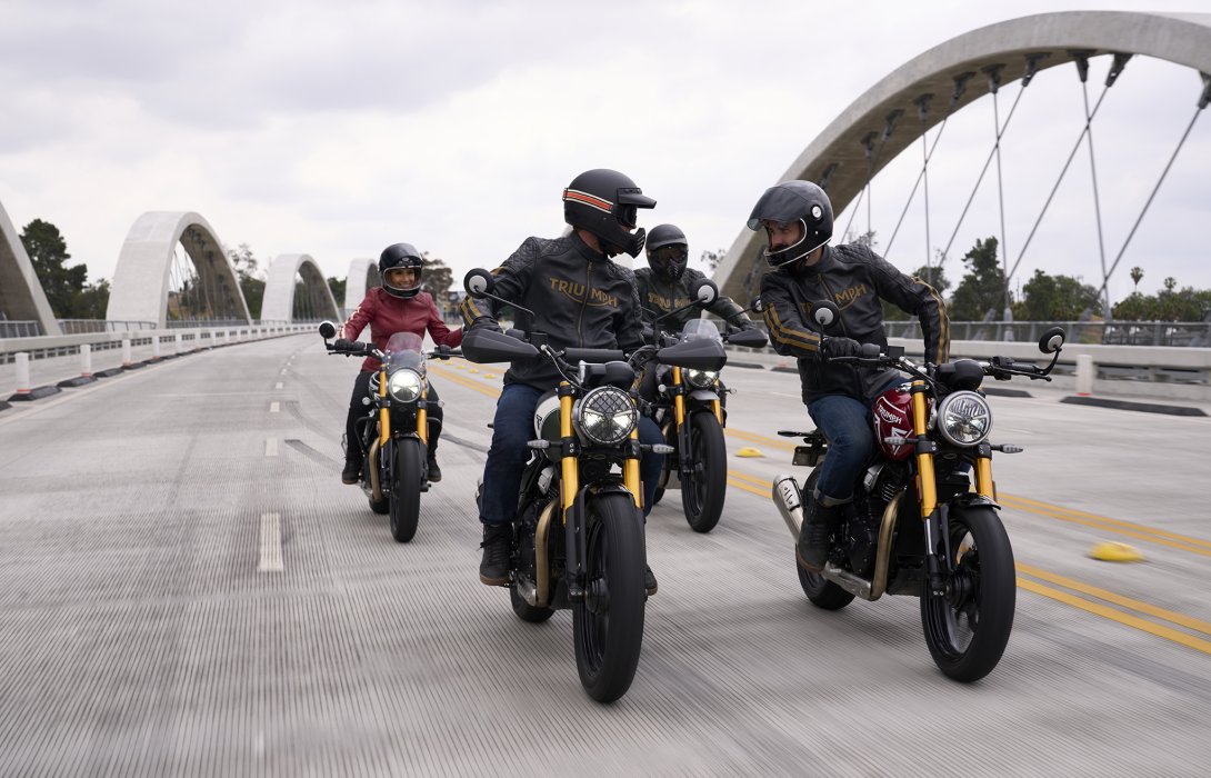 ไทรอัมพ์ ส่งมอบ “Speed 400” และ “Scrambler 400 X” ล็อตแรก ชู DNA อังกฤษแท้ ขับขี่คล่องตัว คุ้มค่า สำหรับนักขับขี่ทุกไลฟ์สไตล์ 