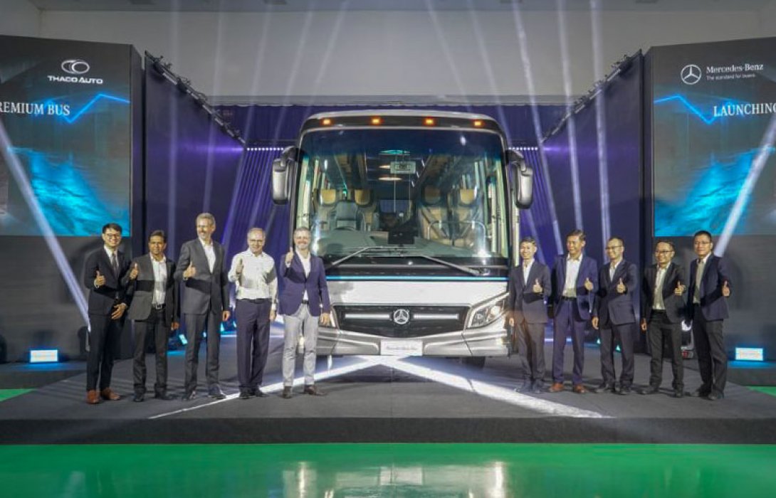 Mercedes-Benz Bus รุกตลาดรถโดยสารไทย เปิดตัว RS1936 รถบัสสำเร็จรูปครั้งแรก พร้อมผนึกกำลัง “THACO AUTO” ยกระดับการโดยสาร
