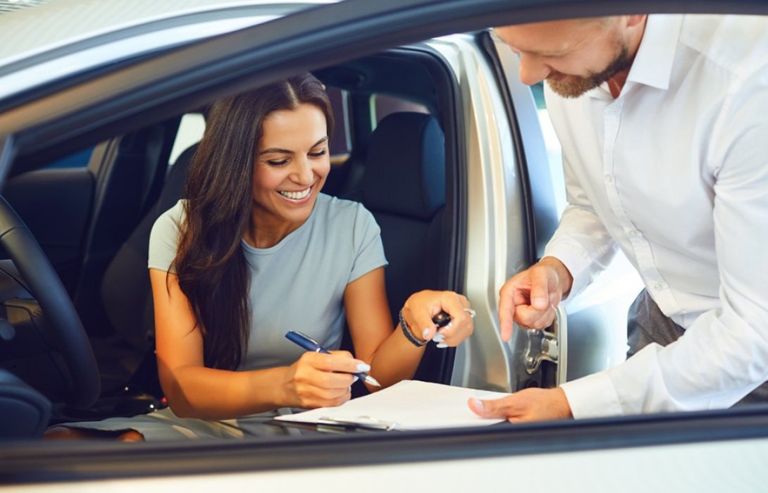 เลือกไฟแนนซ์รถอย่างไรดี ?  เช็ก 3 เทคนิคเลือกไฟแนนซ์รถยนต์ปี 2026