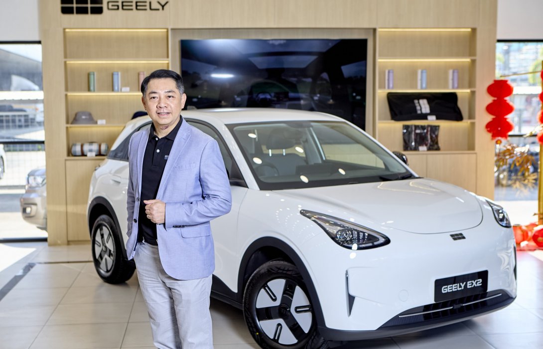 ธนบุรีนอยสเติน ฉลองส่งมอบ GEELY EX2 ครบ 2,000 คันแรก เร่งเครื่องเดินหน้าส่งมอบรถถึงลูกค้าต่อเนื่อง