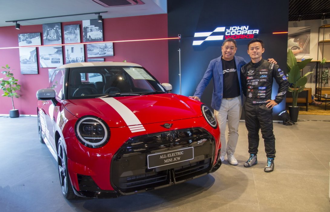 MINI MILLENNIUM AUTO อัพเดตทีมแข่งMILLENNIUM MOTORSPORT x MAGIK PROSHOP พร้อมเปิดตัวมาสคอต ‘คูเปอร์’ อิงลิชบูลด็อกสุดน่ารัก สัญลักษณ์แห่งประเทศอังกฤษ