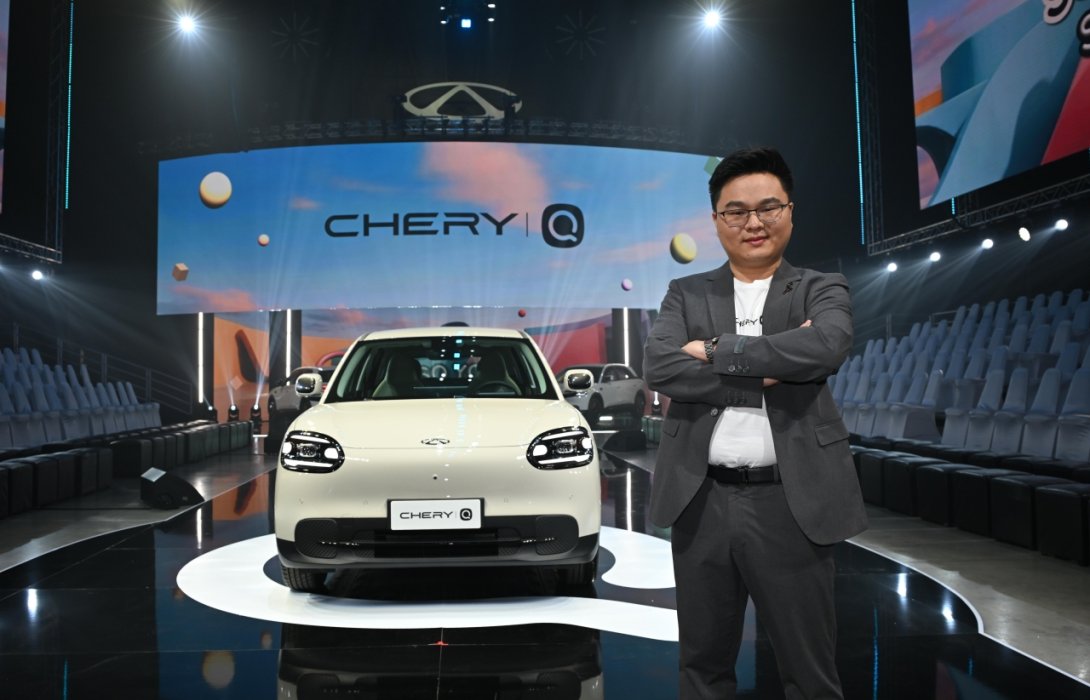 เคาะราคาแล้ว! เชอรี ประเทศไทย ปลุกตลาดรถกลางปี เปิดราคา “Chery Q” แฮตช์แบ็กไฟฟ้า 100% ราคาเริ่มต้นเพียง 469,900 บาท ชูจุดขาย “คิวท์เกินคาด ครบเกินคลาส” พร้อมท้าชนตลาด City EV เมืองไทย