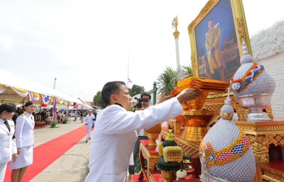 ธนชาต นำถวายกฐินพระราชทานที่วัดเสาธงทอง เมืองลพบุรี ชวนทำบุญผ่านQR Code ครั้งแรก ดันยอดปัจจัย10,326,176.65บาท