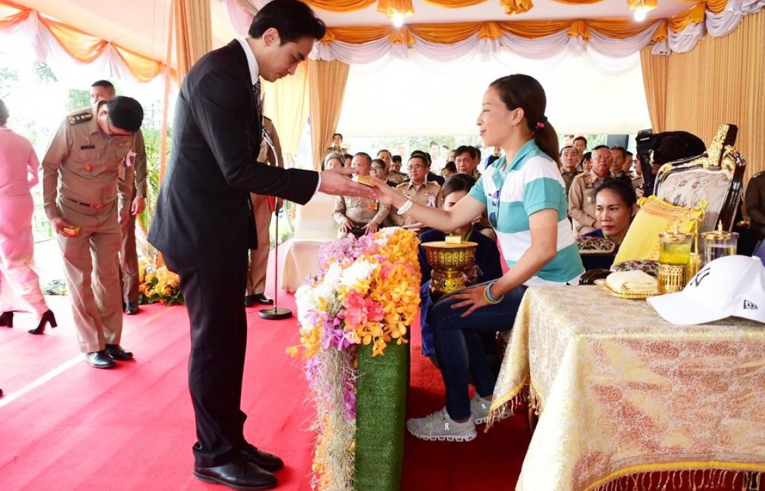เงินติดล้อ ร่วมสนับสนุน“โครงการกำลังใจ”ในพระดำริฯให้โอกาสแก่ผู้ก้าวพลาด