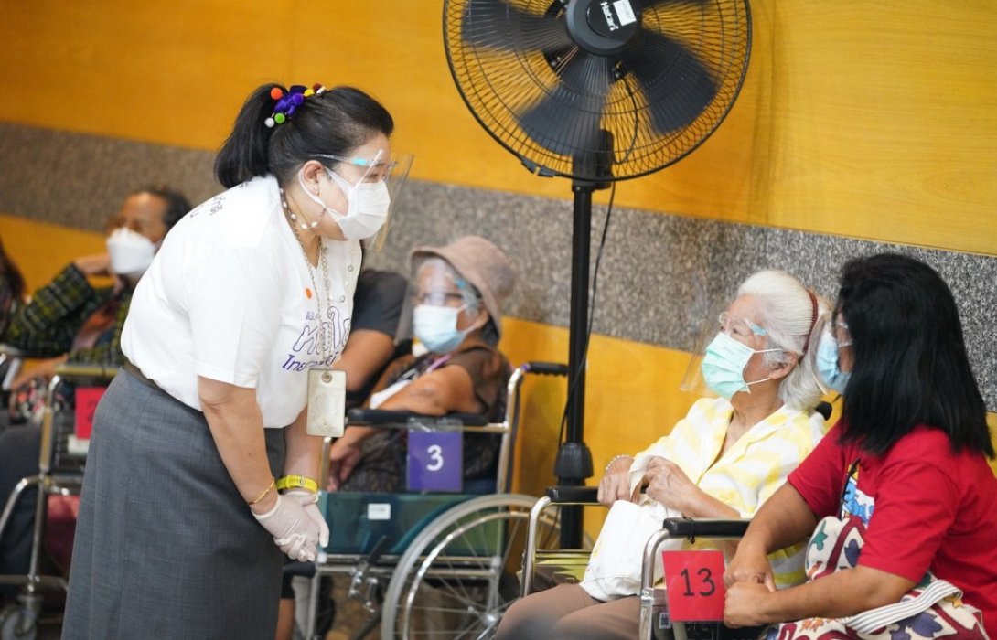 ธนาคารไทยพาณิชย์รวมใจฝ่าวิกฤติโควิด-19ภูมิใจที่ได้ดูแลคนไทยกว่า 2 แสนคนให้เข้าถึงวัคซีน 