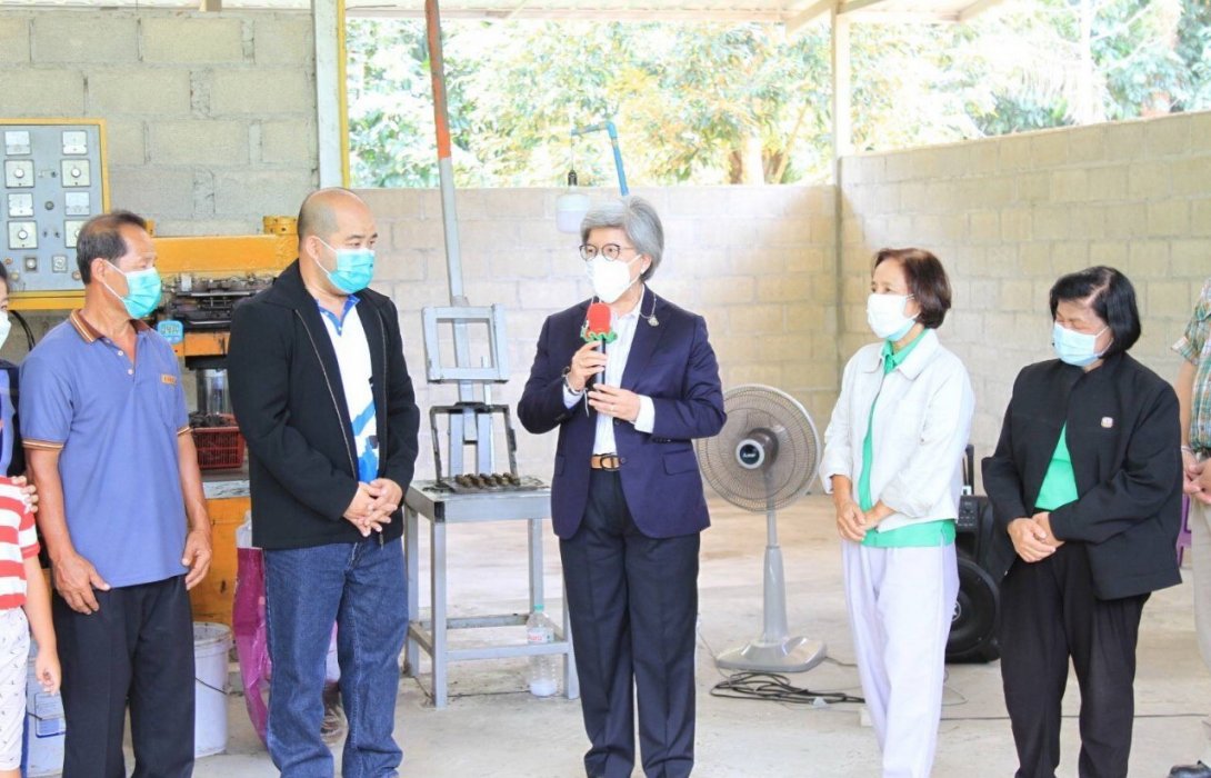  บอร์ด ธ.ก.ส. เยี่ยมชมงานลูกค้าจังหวัดกระบี่