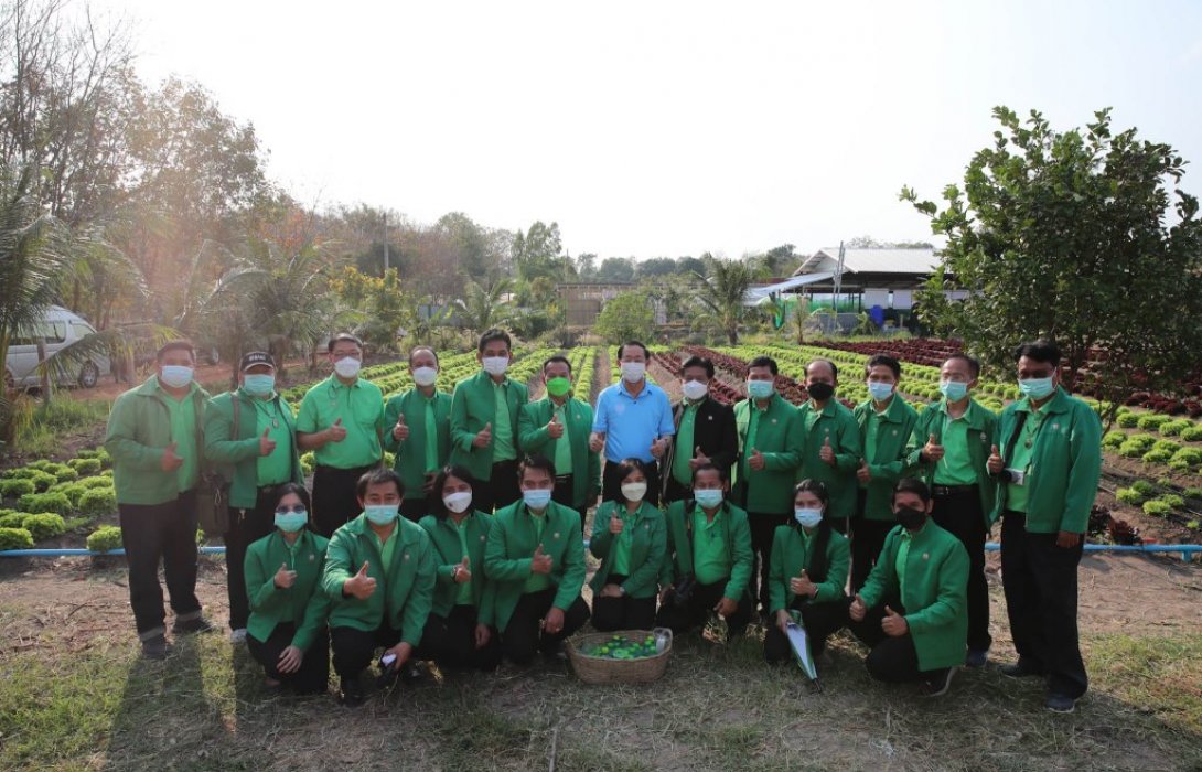  รมว.คลัง ลงพื้นที่เยี่ยมชมงานศูนย์เรียนรู้เกษตรอินทรีย์ จ.อำนาจเจริญ