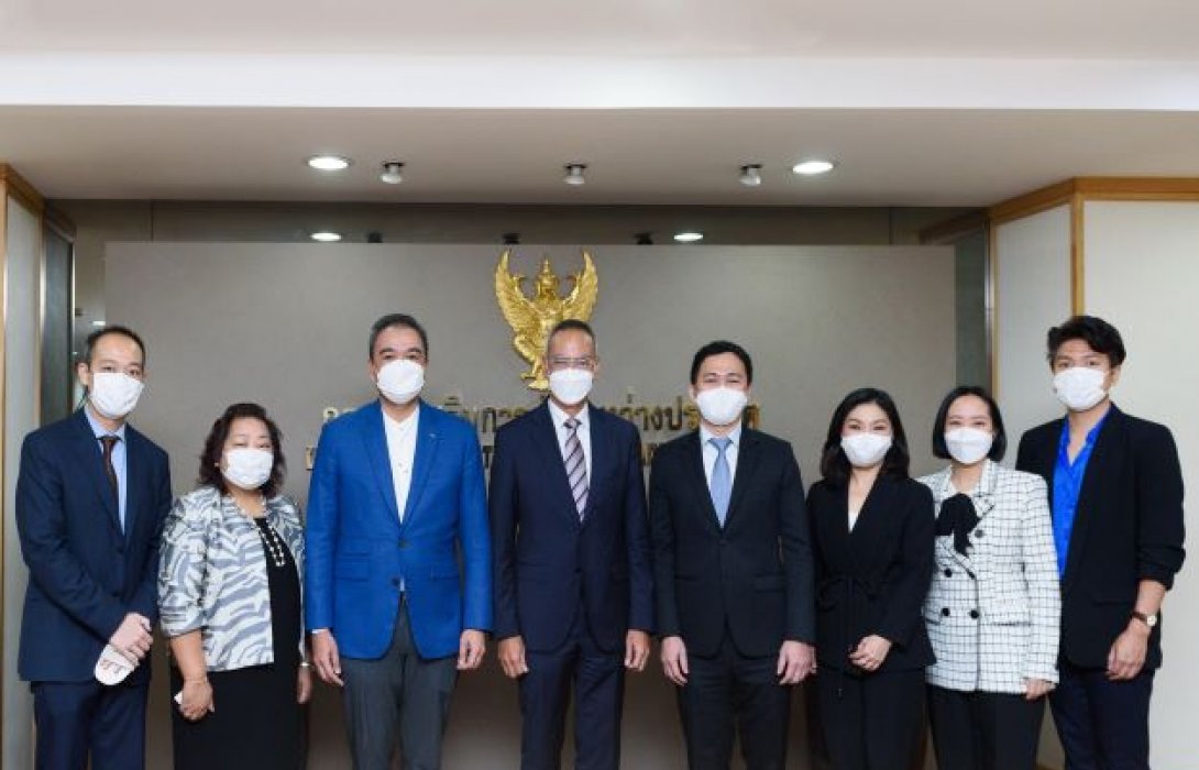 ทีเอ็มบีธนชาต หารือกรมส่งเสริมการค้าระหว่างประเทศ เสริมความรู้และพัฒนาผู้ประกอบการให้เติบโตอย่างยั่งยืน