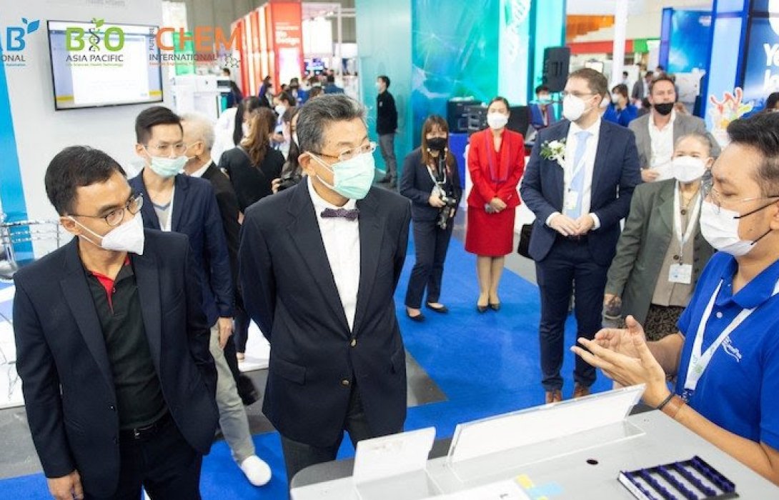 ทั่วโลกแห่ร่วมชม 3 งานใหญ่วงการแล็บ ชีววิทยาศาสตร์ และเคมี 