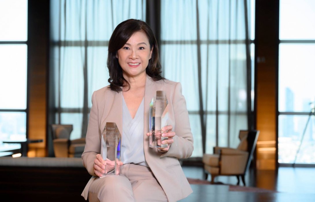 ธนาคารกสิกรไทย คว้า 2 รางวัลจากเวทีระดับโลก ผู้นำธนาคารยอดเยี่ยมกลุ่มลูกค้ารายย่อย และ SME ตอกย้ำกลยุทธ์ยึดลูกค้าเป็นศูนย์กลาง