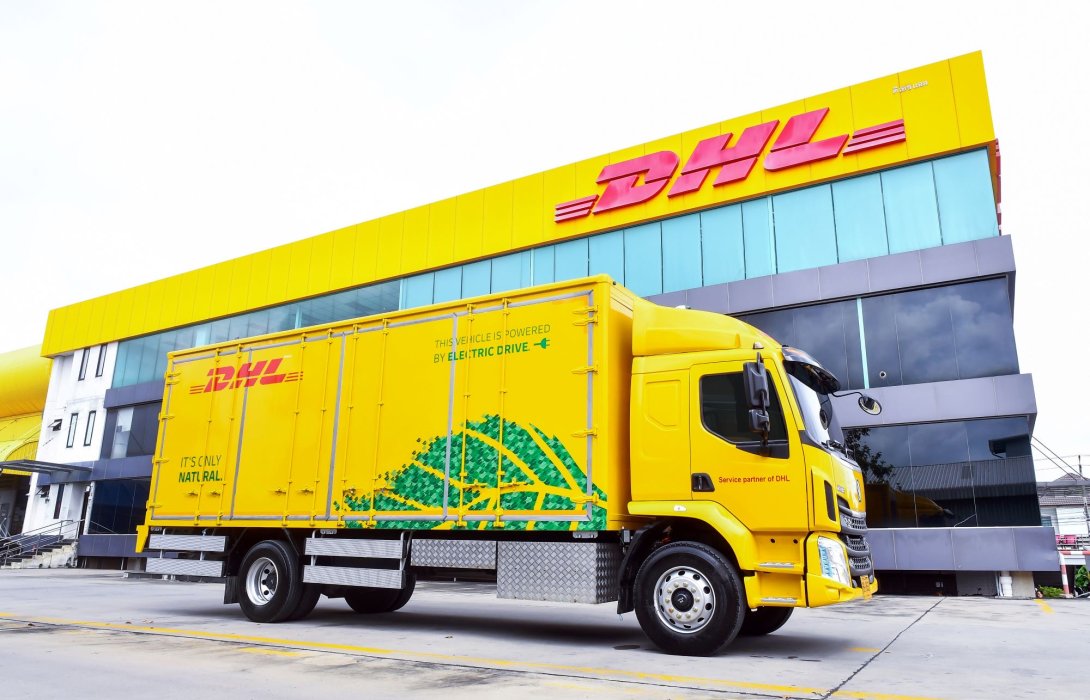 DHL เปิดตัวรถขนส่ง EV ในกรุงเทพฯ ก้าวสู่อนาคตที่เป็นมิตรต่อสิ่งแวดล้อม