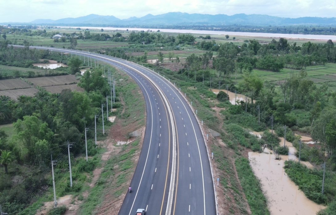 ทล.ขยายทางหลวงหมายเลข 212 สาย อ.บ้านแพง - อ.ท่าอุเทน จ.นครพนม เป็น 4 ช่องจราจร แล้วเสร็จเพิ่มศักยภาพโลจิสติกส์สู่ลุ่มแม่น้ำโขง