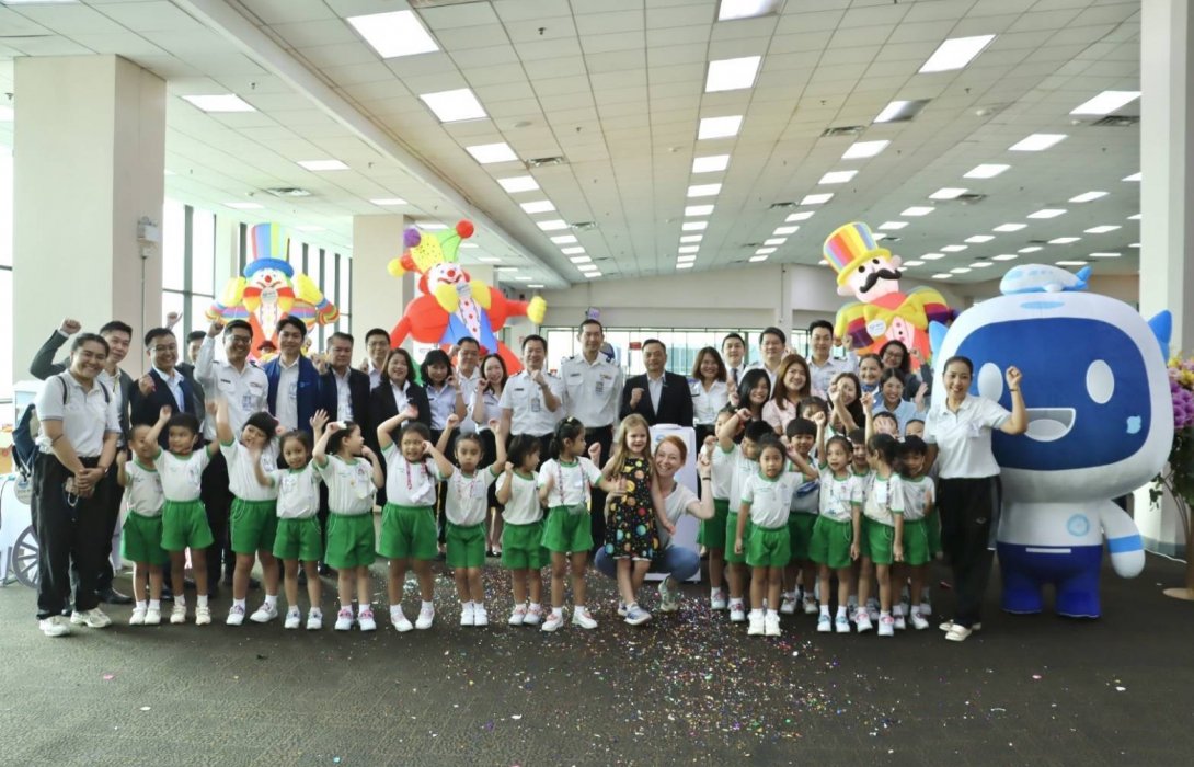 ท่าอากาศยานดอนเมืองเปิดตัว 