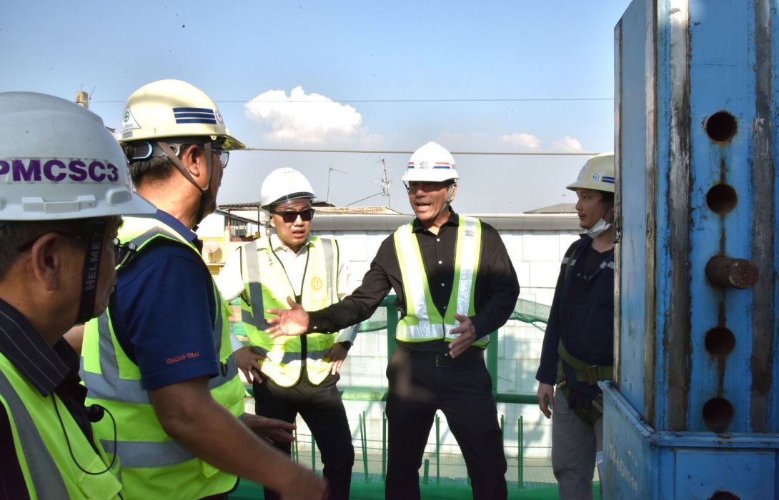 รฟม. ลงพื้นที่โครงการรถไฟฟ้าสายสีม่วงใต้ ย้ำชัด การก่อสร้างโครงการเป็นไปตามดำเนินงานตามมาตรการด้านความปลอดภัยอย่างเคร่งครัดสูงสุด