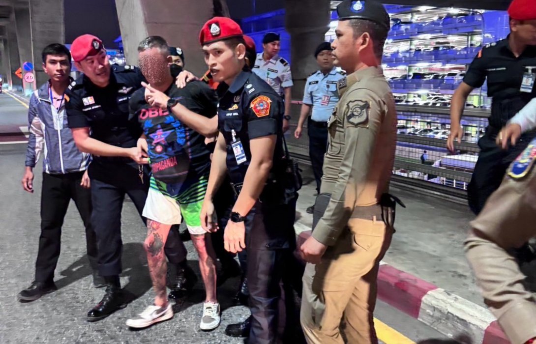 เจ้าหน้าที่รักษาความปลอดภัยท่าอากาศยานสุวรรณภูมิเข้าช่วยเหลือผู้โดยสารแสดงพฤติกรรมเสี่ยงได้ทันท่วงที ควบคุมสถานการณ์ได้อย่างปลอดภัย