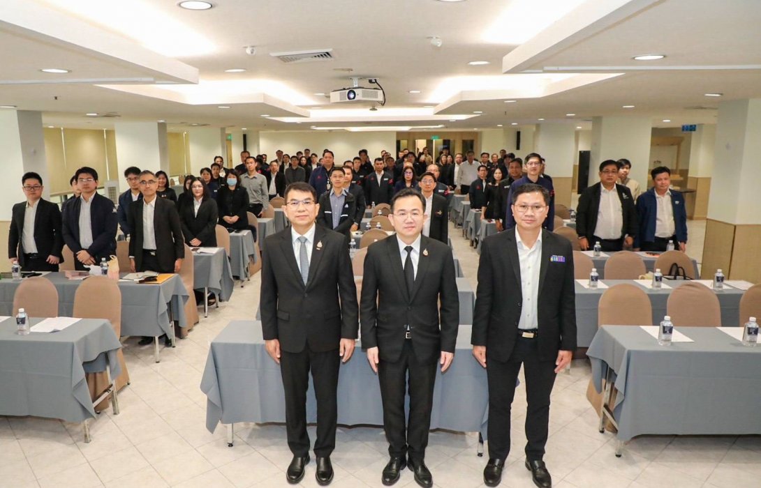 การรถไฟฯ จัดอบรมผู้บริหาร–บุคลากร เตรียมความพร้อมรับ “พ.ร.บ.การขนส่งทางราง พ.ศ. 2568” มุ่งยกระดับระบบรางไทยสู่มาตรฐานสากล