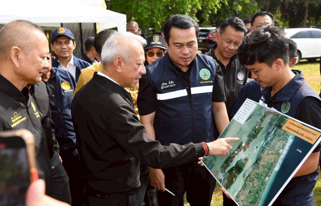“พิพัฒน์” ลุยพัทลุง ดันถนนรอบเกาะหมาก–สะพานเขาชัน–แหลมหลา ศึกษาโครงการ 33 กม. ลดเวลาเดินทาง หนุนขนส่งประมง–เกษตร ปลุกเศรษฐกิจทะเลสาบสงขลา