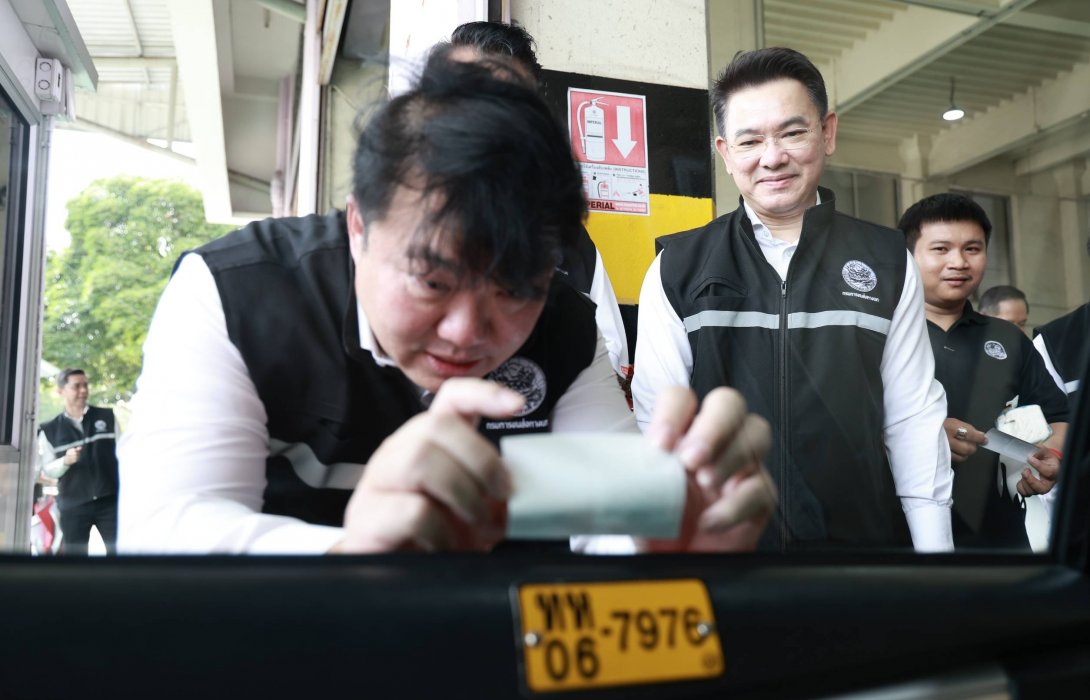 “สิริพงศ์” เดินหน้ายกระดับขนส่งทางบก ชู 6 นโยบายเรือธง ลดต้นทุน-หนุน EV-จัดระเบียบรถแอปฯ ดันรัฐดิจิทัล