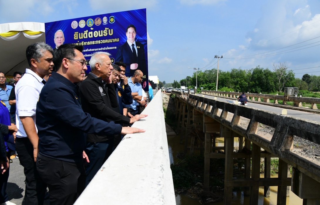 “พิพัฒน์” ลุยสงขลา เร่งฟื้นฟูสะพานคลองอู่ตะเภา เดินหน้าอุโมงค์ยุทธศาสตร์ “บาโรย-ทุ่งตำเสา” ย้ำชัดใช้เทคโนโลยีเจาะอุโมงค์ไม่ตัดป่า พลิกโฉมเศรษฐกิจใต้ตอนล่าง