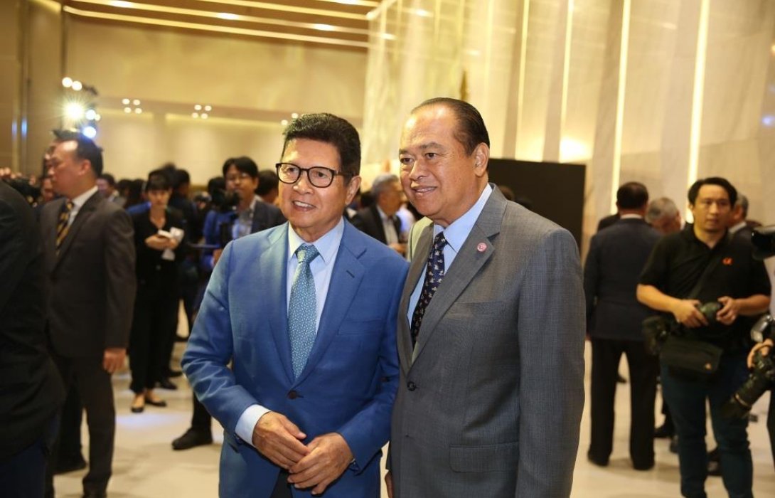‘สิงห์ คอมเพล็กซ์’ เปิดตัวยิ่งใหญ่อลังการ สมศักดิ์ศรี โครงการลักชัวรี มิกซ์ ยูส แห่งแรกบนอโศก-เพชรบุรี