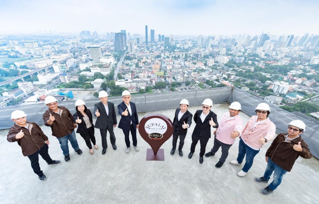 ศุภาลัย ปักหมุดฉลอง Topping Up Ceremony บนยอดอาคารคอนโดฯ โอเรียนทัล สุขุมวิท39