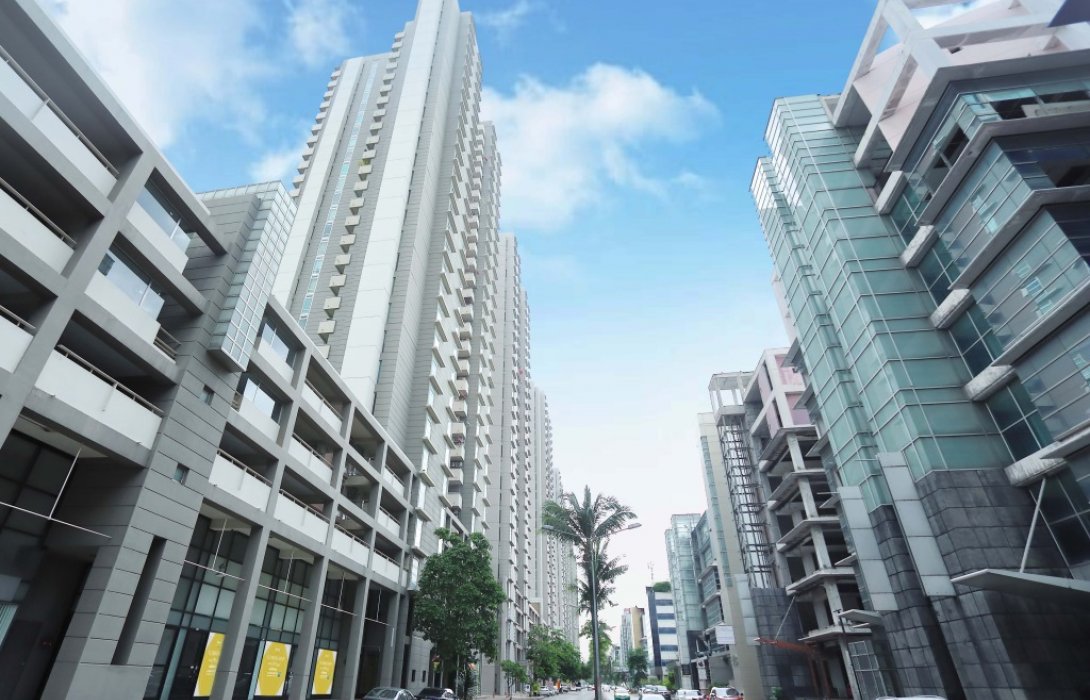 “Superior Shop อาคารพาณิชย์2ชั้น สุดยอดทำเลบนถนนบอนสตรีท  