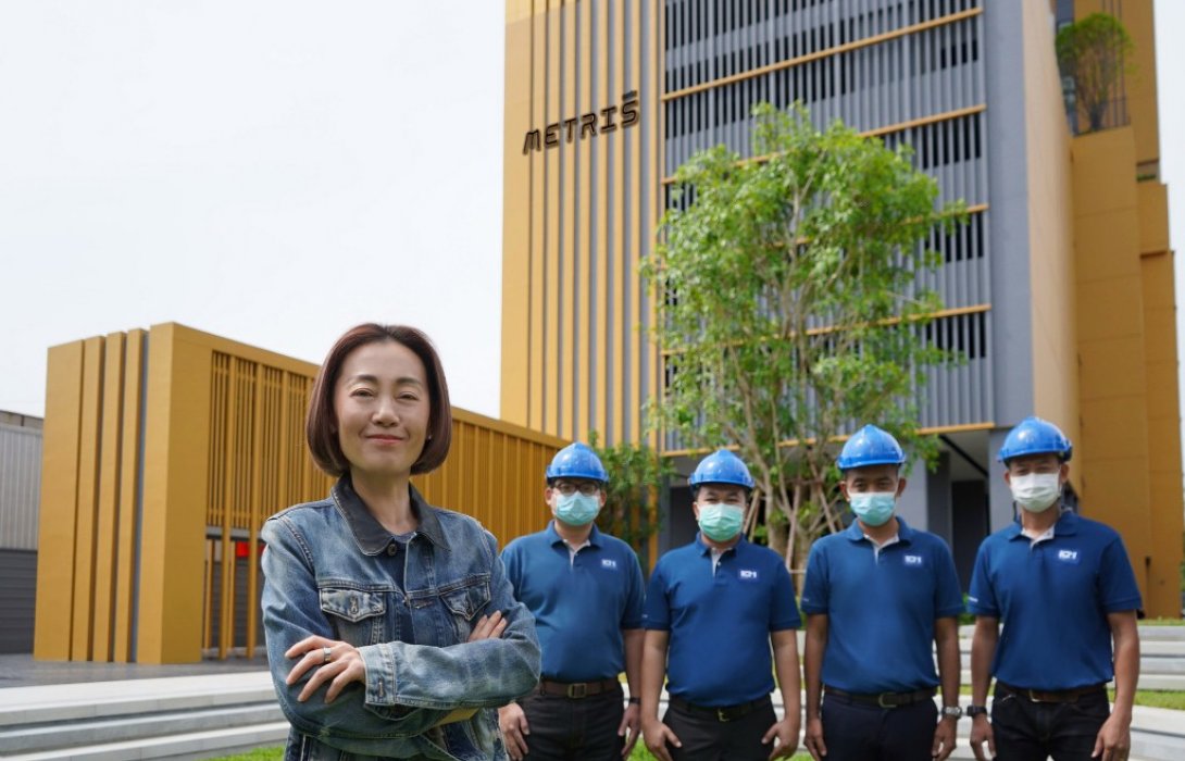 เมเจอร์ พร้อมโอนกรรมสิทธิ์“เมทริส พัฒนาการ-เอกมัย”-“เพชรลดา”หัวเรือใหญ่ลงตรวจหน้างาน 