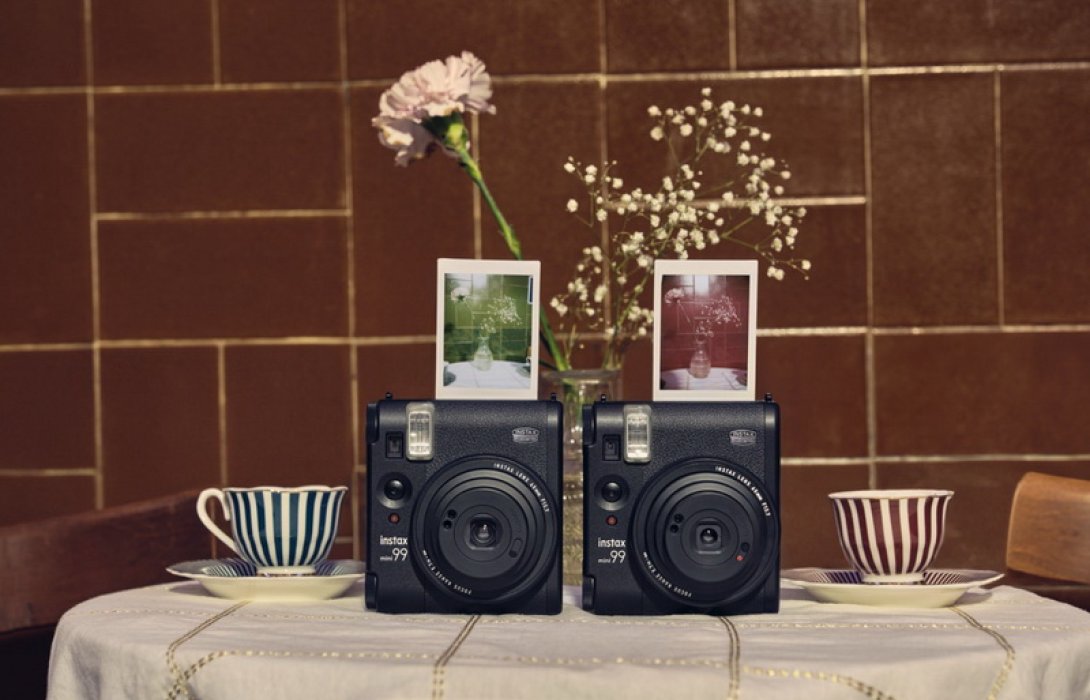 ฟูจิฟิล์ม เปิดตัว “INSTAX mini 99TM” กล้องอนาล็อกสัมผัสหรูหรา